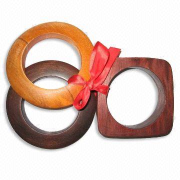 Wooden Bangle Set Manufacturer Supplier Wholesale Exporter Importer Buyer Trader Retailer in Moradabad Uttar Pradesh India